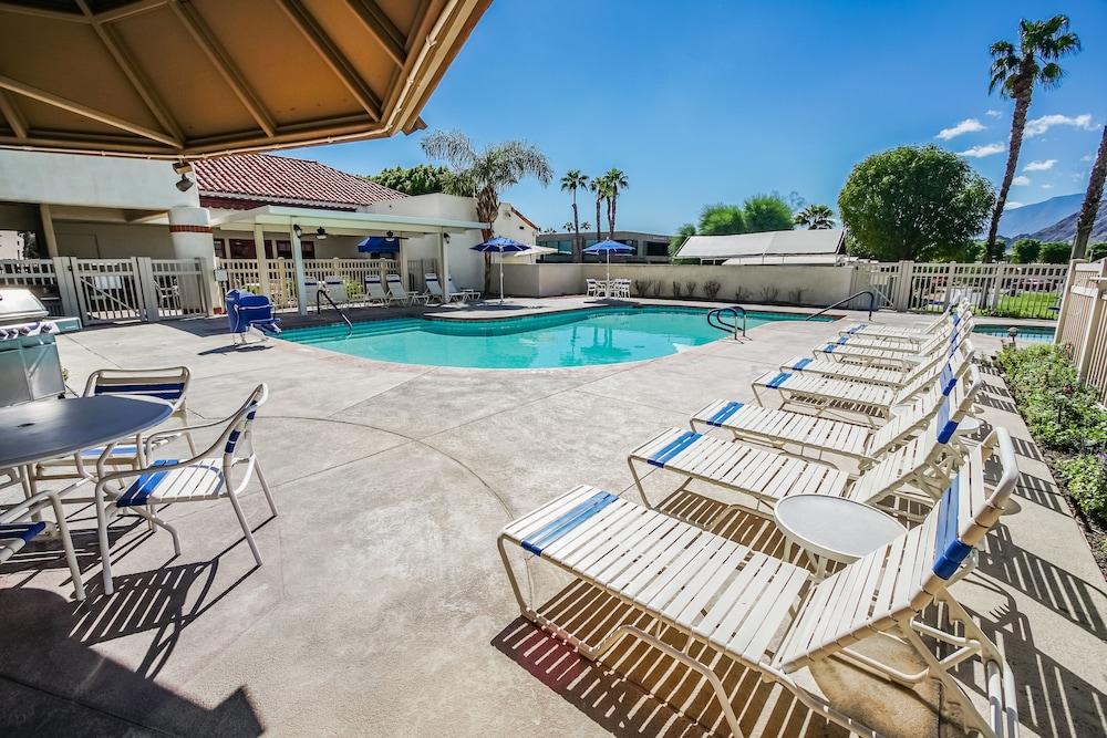 Desert Breezes Resort Παλμ Ντέζερτ Εξωτερικό φωτογραφία